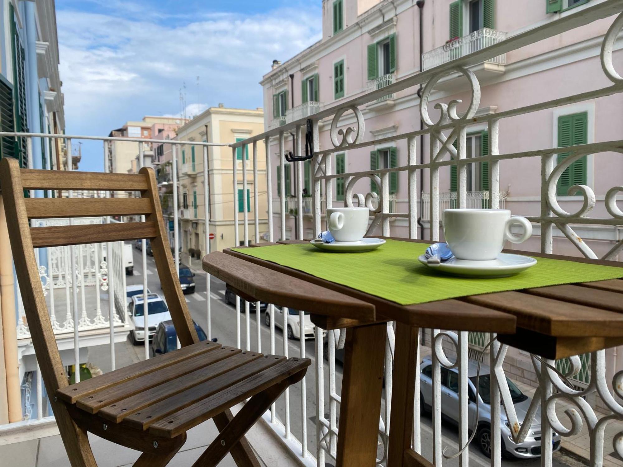 House Relax - Puglia Mia Apartments Монополи Экстерьер фото